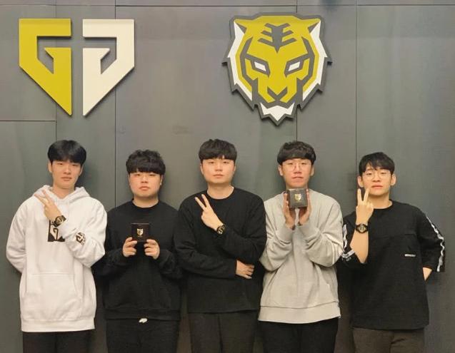 自身的身体 自身的身体